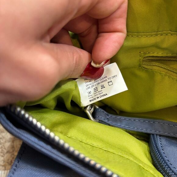 Brand new without Tags Ladies Baggallini Brand Large Blue Quilted Tote Bag - Picture 13 of 16